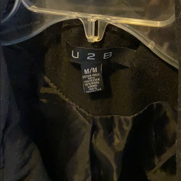 Women’s Black dress jacket. - Picture 3 of 3